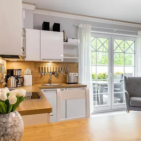 Strandblick 10 *